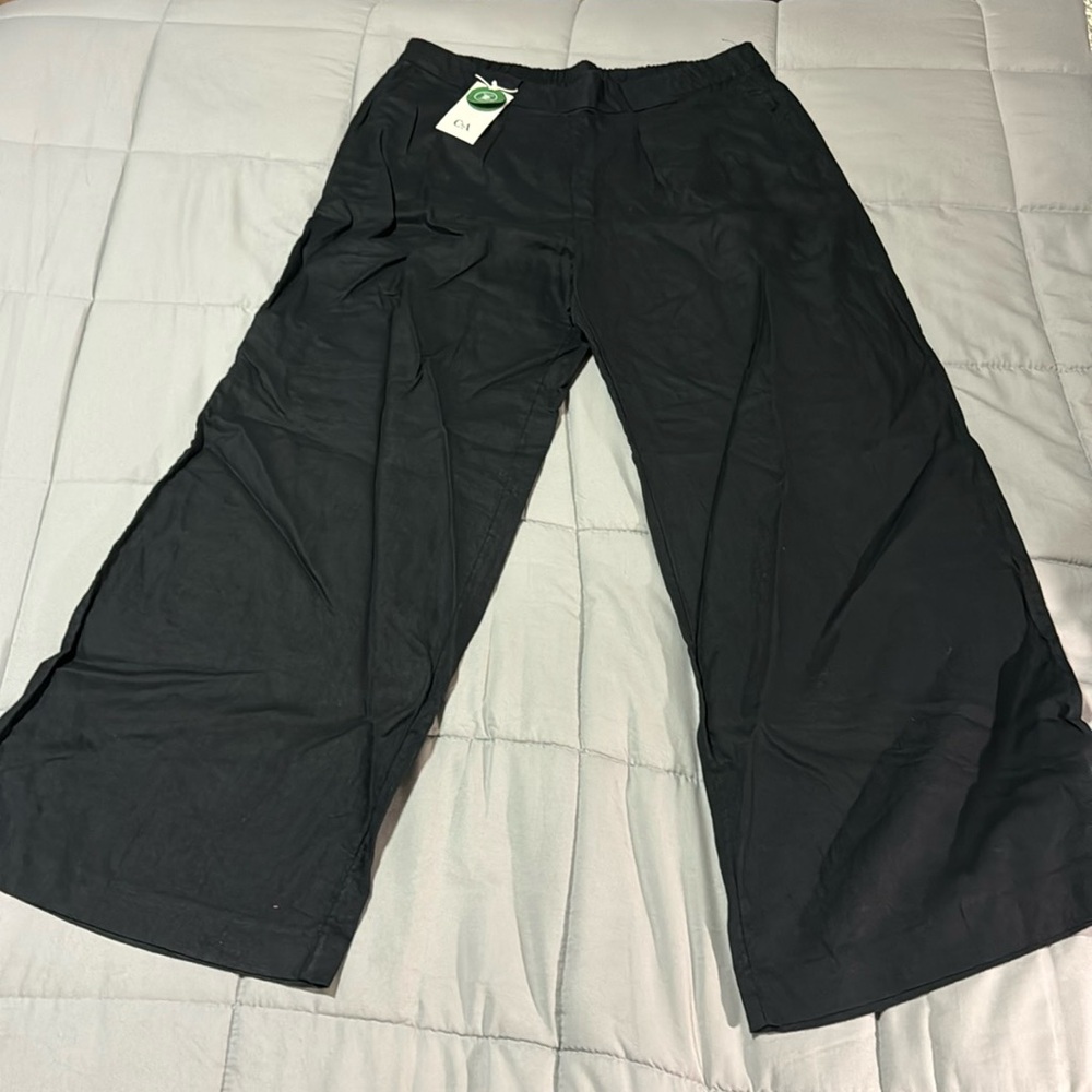Women’s EU size 44 black 100% linen pants US 18